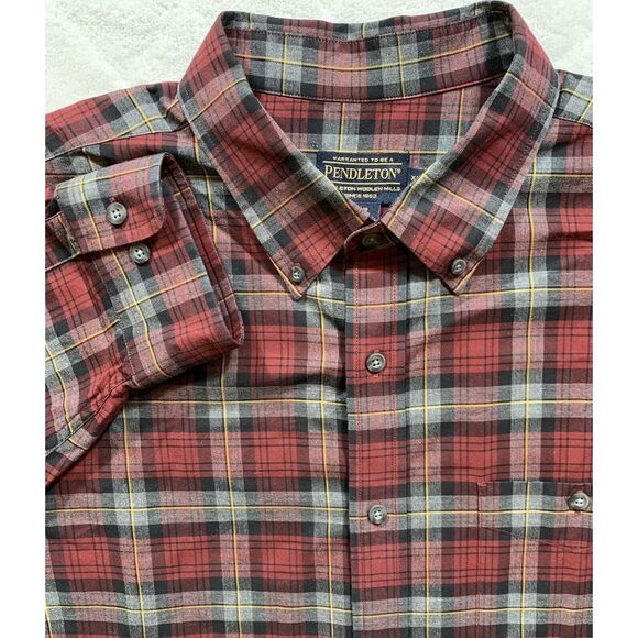Pendleton Men's XL Bridgeport Shirt Red Plaid Button Down Cotton - C72 - Picture 1 of 6